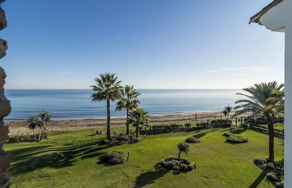 Hb First Beach Line Apartment In Hacienda Beach Roomservice Estepona Spain