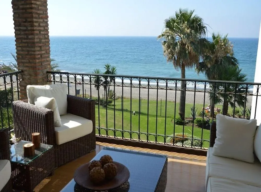 Hb First Beach Line Apartment In Hacienda Beach Roomservice location